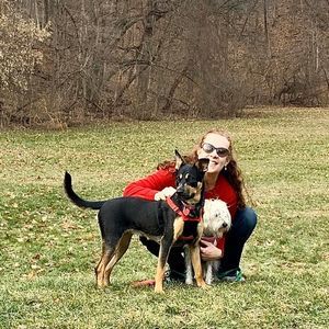 Meet your Posher, Laura